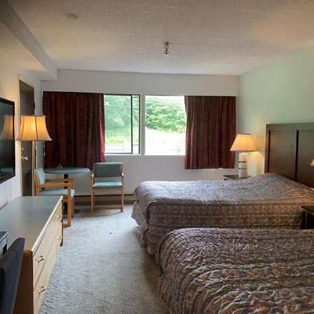 Providence Place Inn Порт-Харди Экстерьер фото